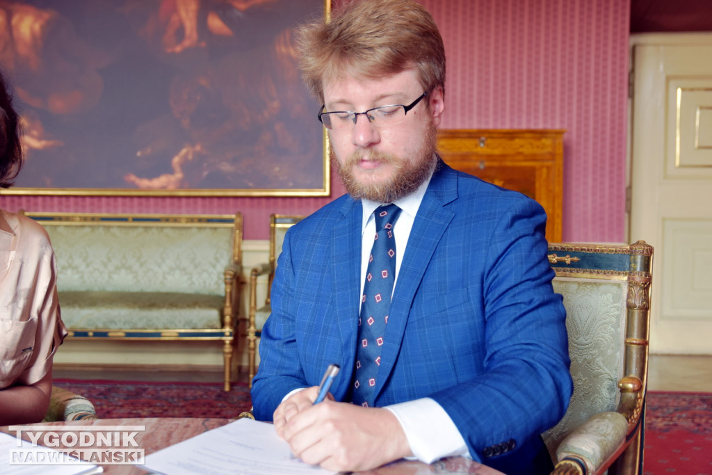 Zamki w Baranowie i Sandomierzu podpisały umowę