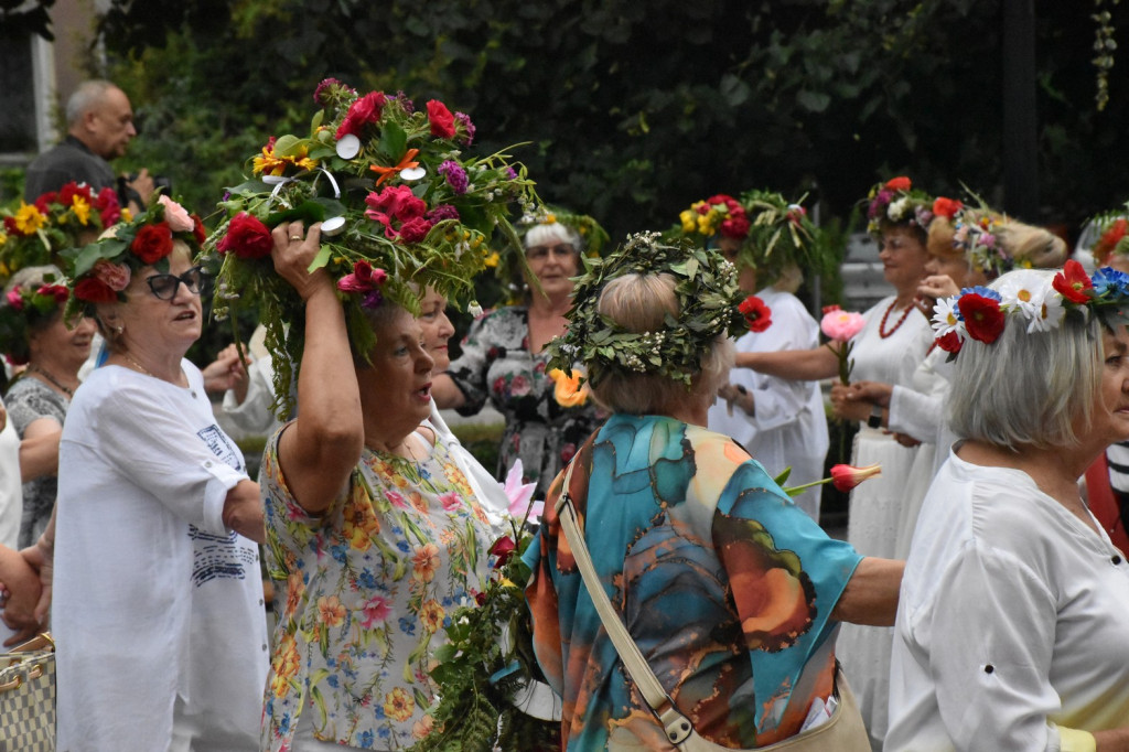 Noc Świętojańska seniorów w Tarnobrzegu