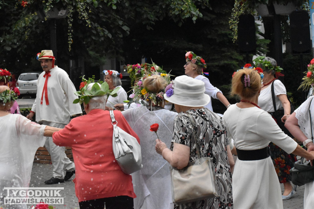 Noc Świętojańska seniorów w Tarnobrzegu