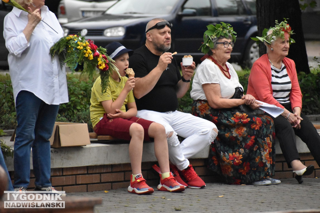Noc Świętojańska seniorów w Tarnobrzegu