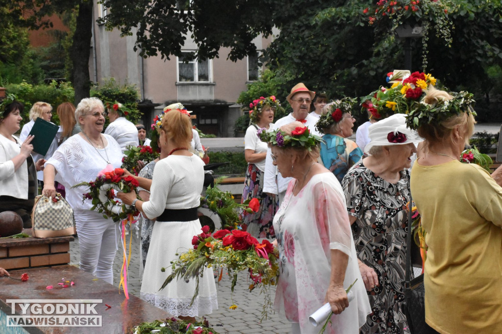 Noc Świętojańska seniorów w Tarnobrzegu