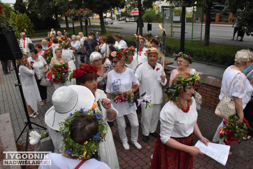 Noc Świętojańska seniorów w Tarnobrzegu