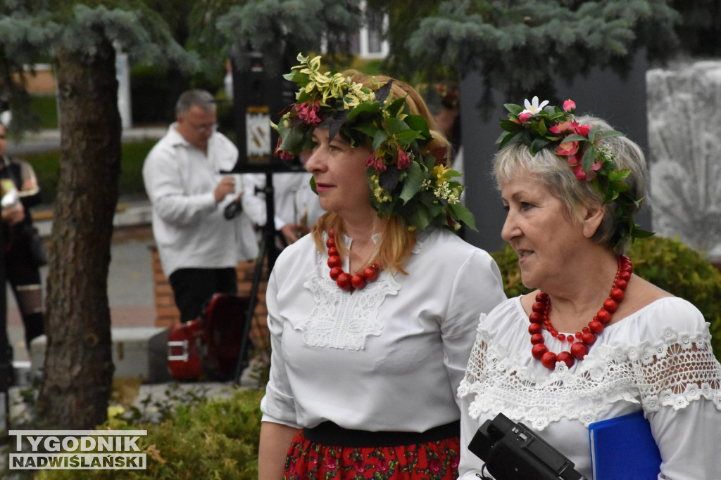 Noc Świętojańska seniorów w Tarnobrzegu