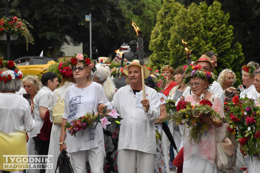 Noc Świętojańska seniorów w Tarnobrzegu