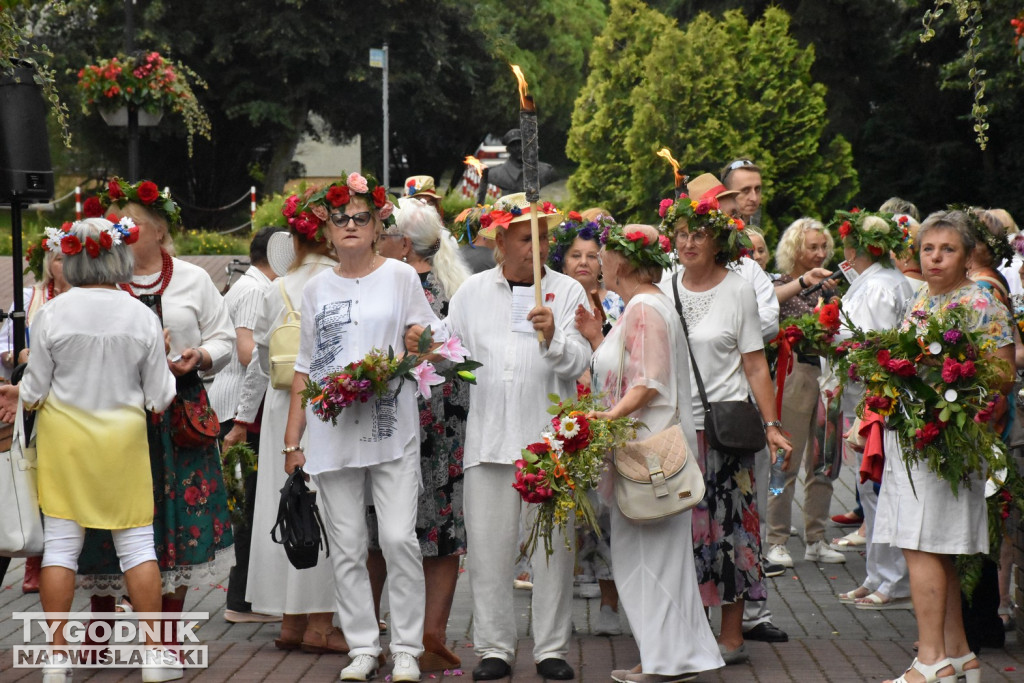 Noc Świętojańska seniorów w Tarnobrzegu