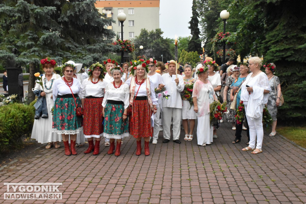 Noc Świętojańska seniorów w Tarnobrzegu