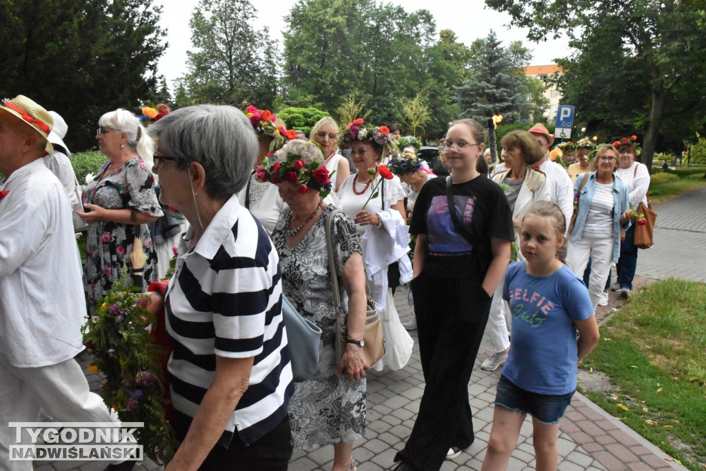 Noc Świętojańska seniorów w Tarnobrzegu