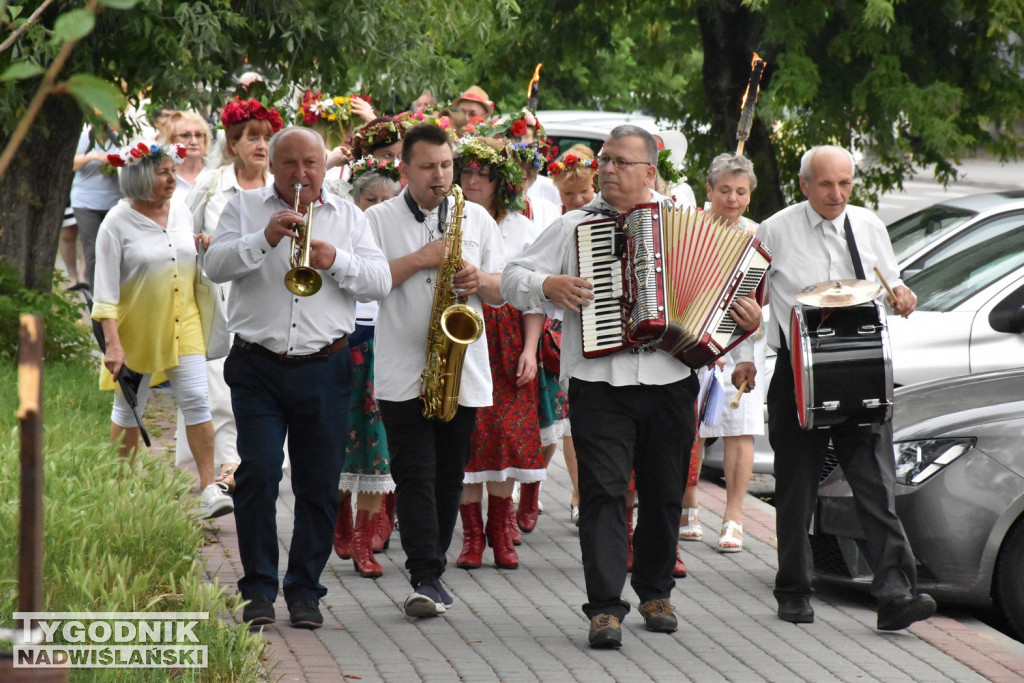 Noc Świętojańska seniorów w Tarnobrzegu