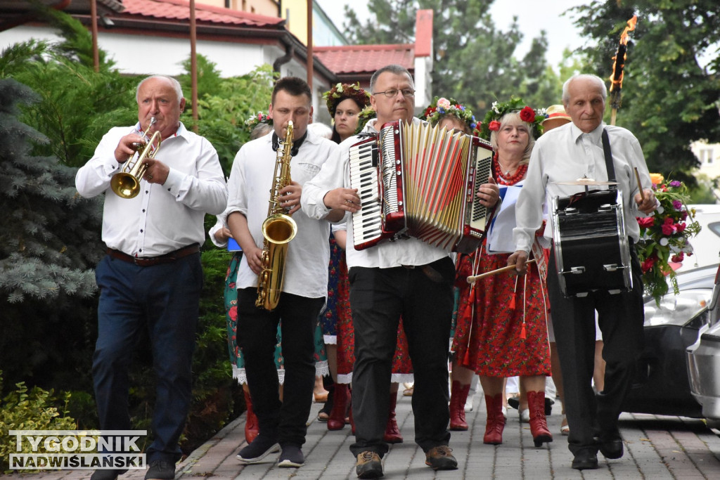 Noc Świętojańska seniorów w Tarnobrzegu