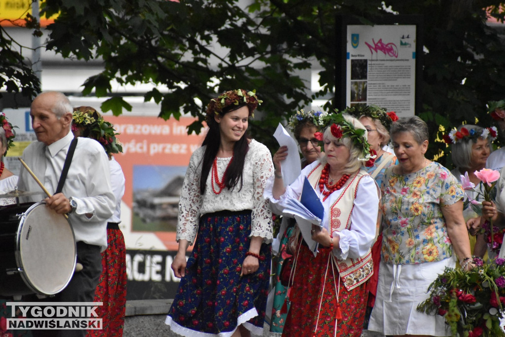 Noc Świętojańska seniorów w Tarnobrzegu