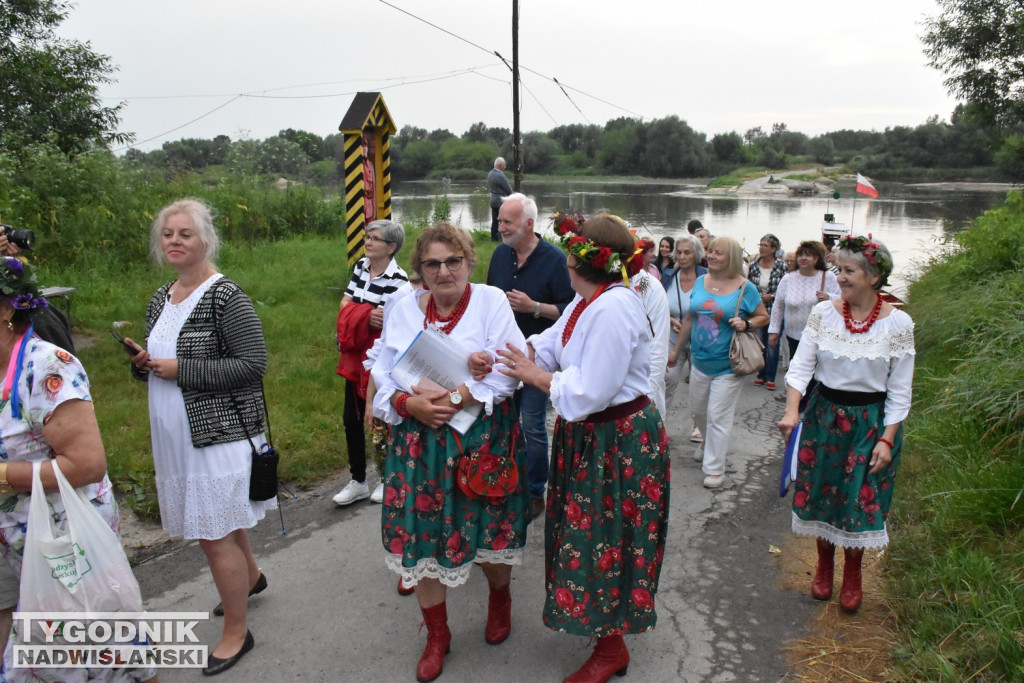 Noc Świętojańska seniorów w Tarnobrzegu