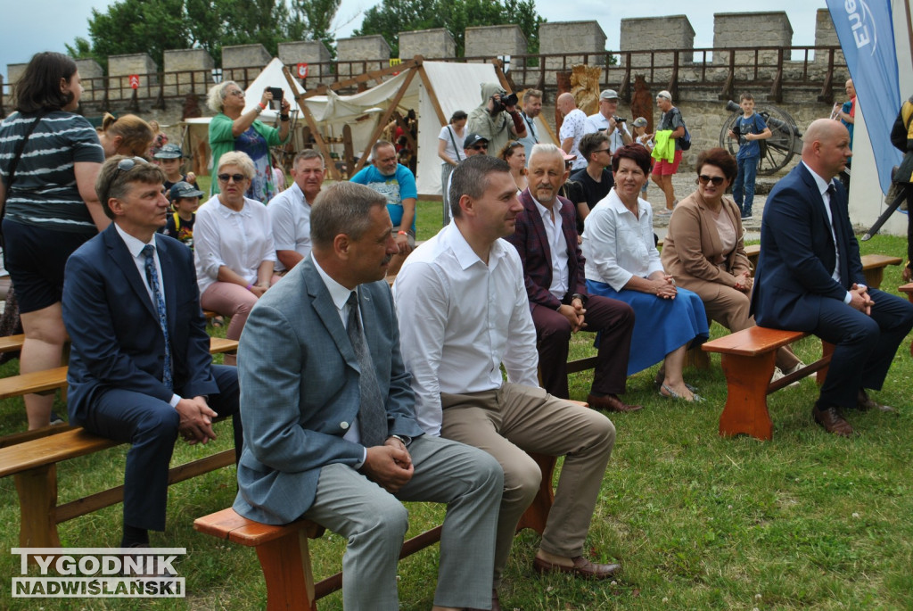 W Szydłowie walczą o Złote Ostrogi Jagiellonów