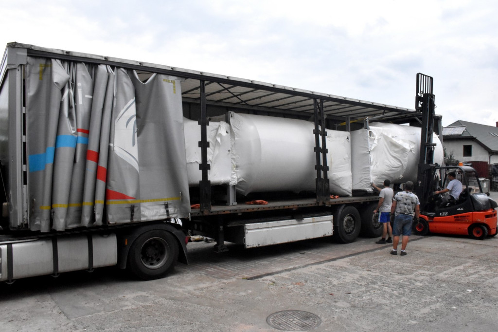 Transport nowych zbiorników do Browaru Tarnobrzeg