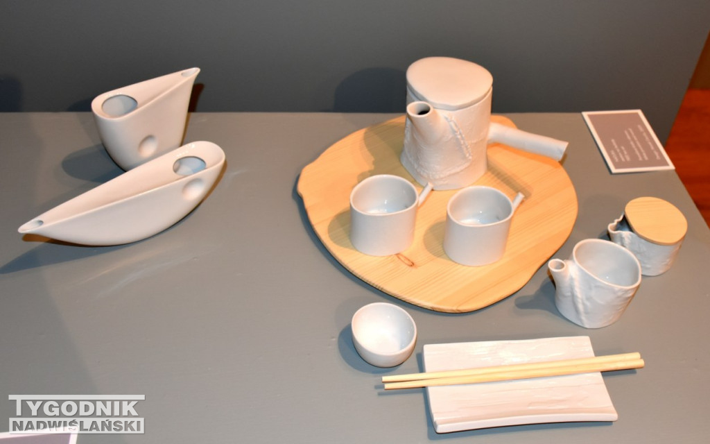 Ćmielowska porcelana w Muzeum Zamkowym