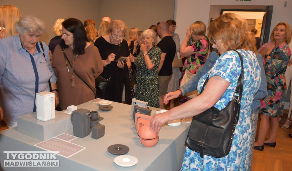 Ćmielowska porcelana w Muzeum Zamkowym