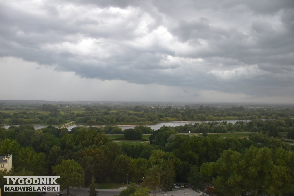 Burza nad Tarnobrzegiem