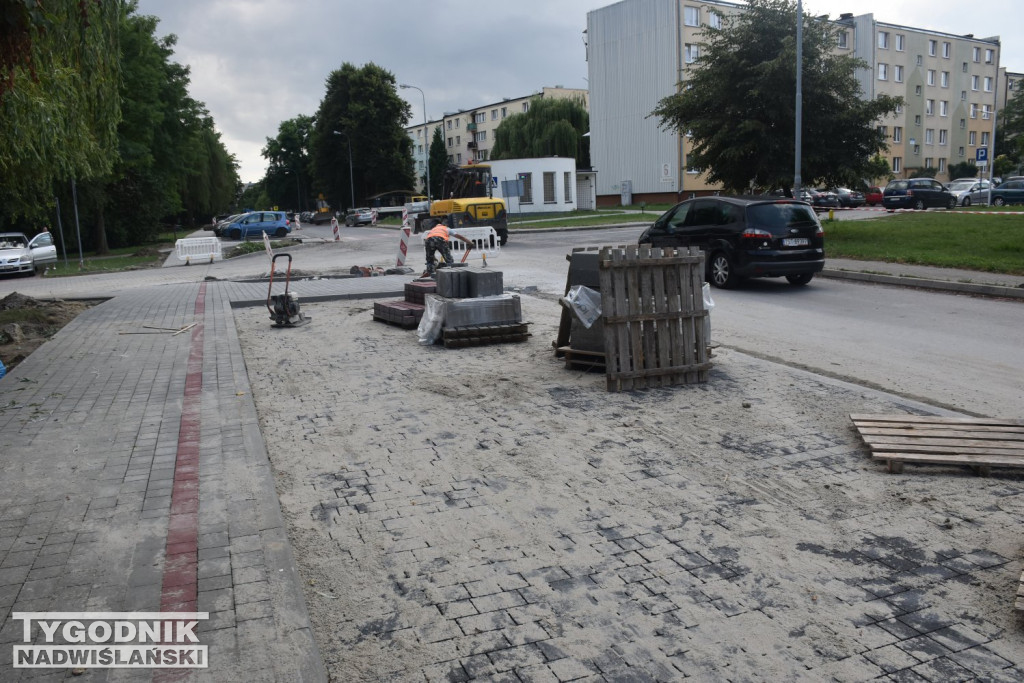 Prace na ul. Dąbrowskiej w Tarnobrzegu