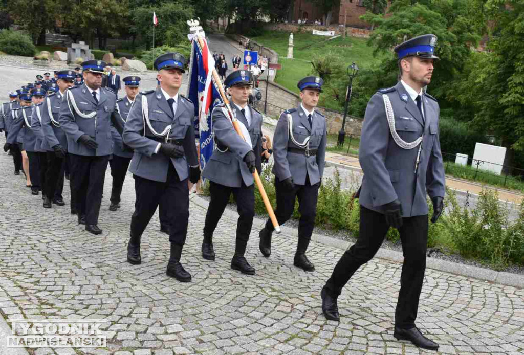 Powiatowe obchody Święta Policji w Sandomierzu
