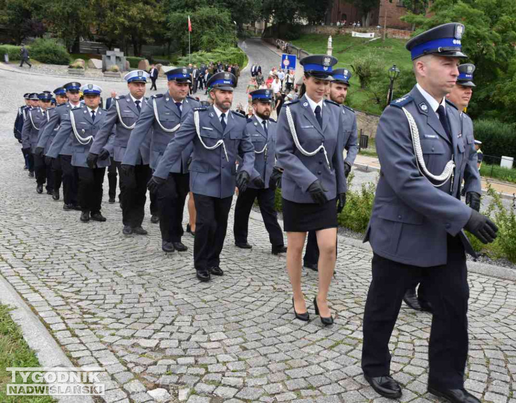 Powiatowe obchody Święta Policji w Sandomierzu