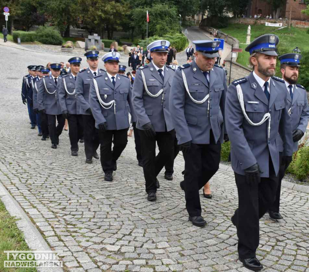 Powiatowe obchody Święta Policji w Sandomierzu