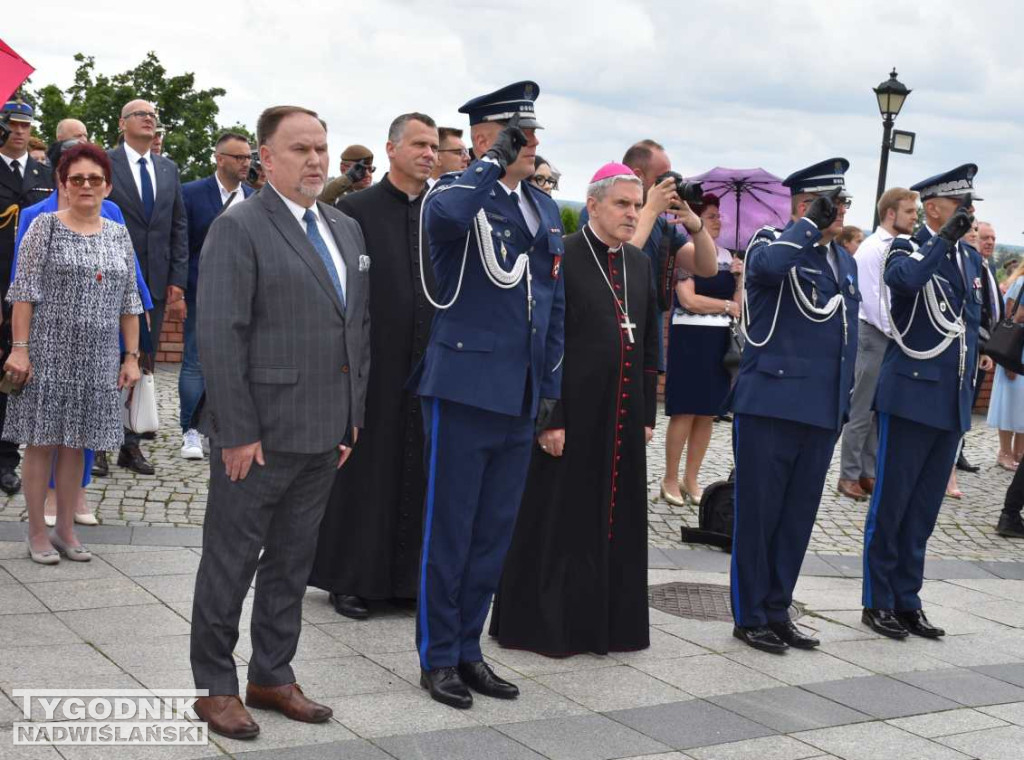 Powiatowe obchody Święta Policji w Sandomierzu