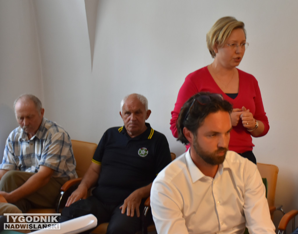 Dyskusja na temat budowy bloków w Sandomierzu