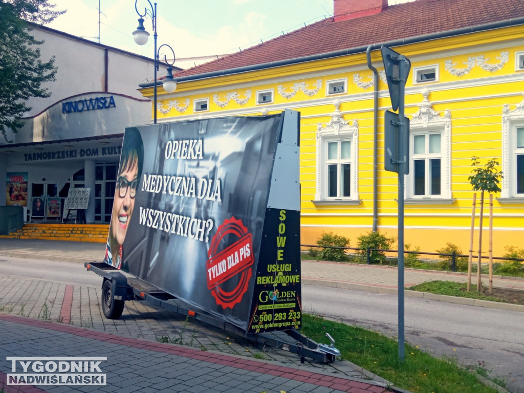 Baner na przywitanie marszałek Elżbiety Witek