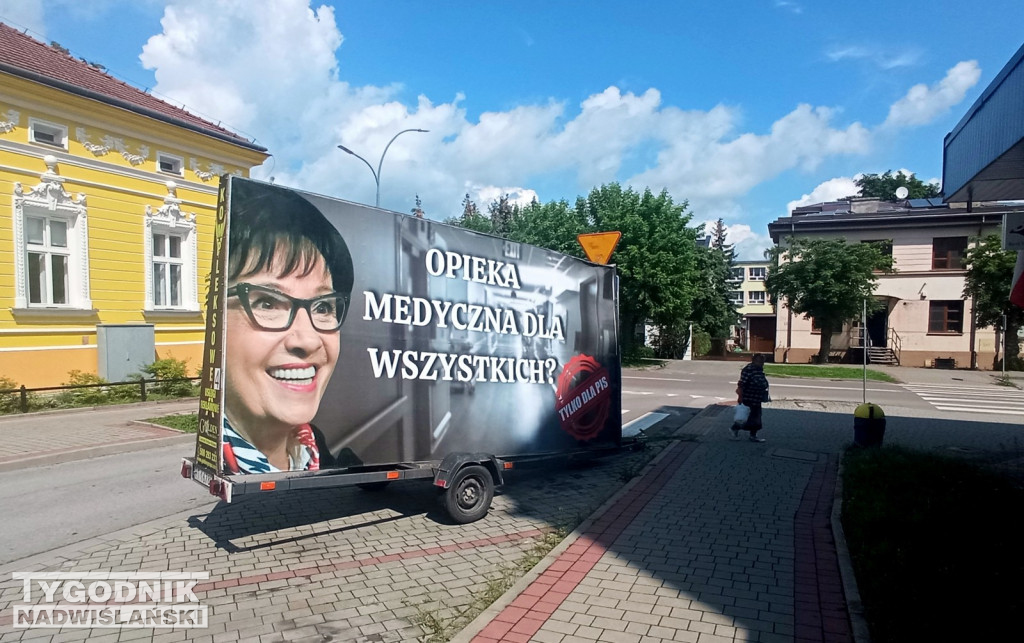 Baner na przywitanie marszałek Elżbiety Witek