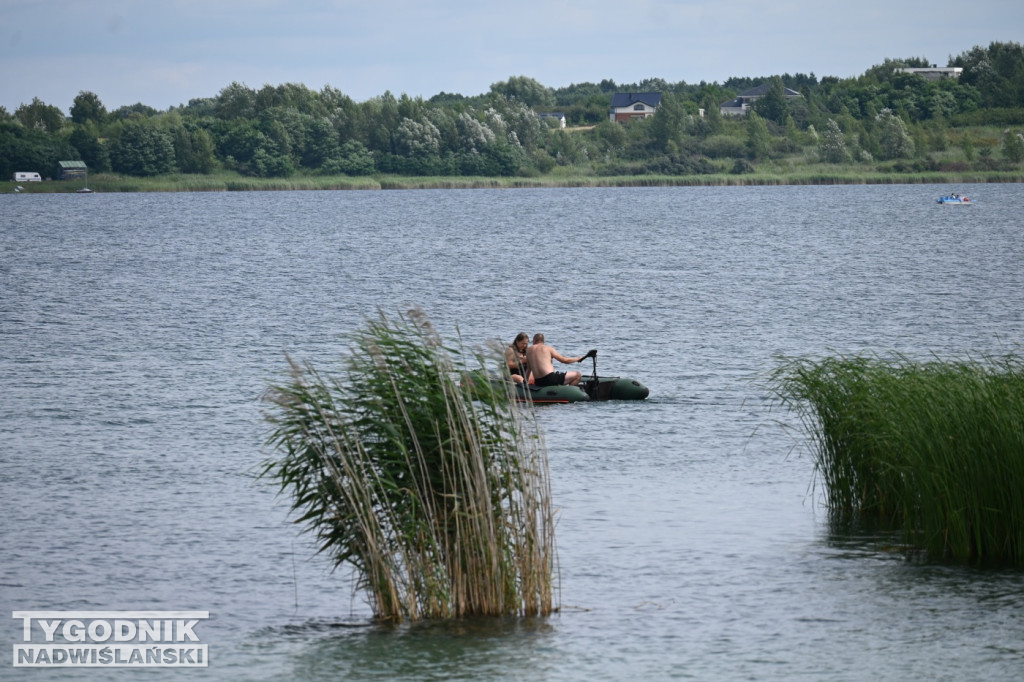 Pogodna niedziela nad Jeziorem Tarnobrzeskim