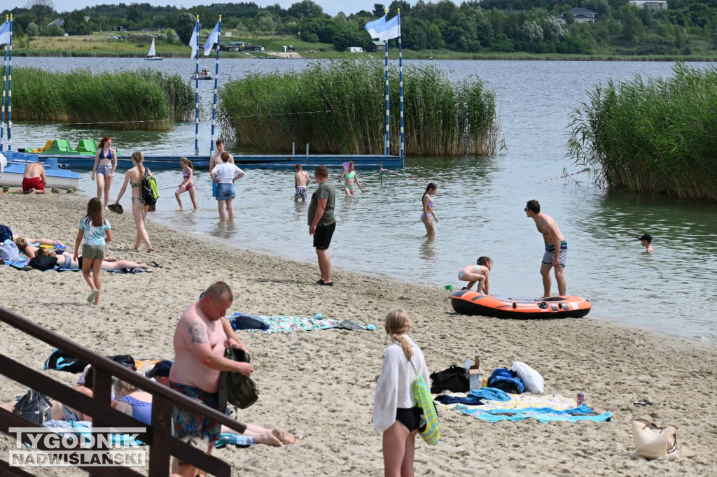 Pogodna niedziela nad Jeziorem Tarnobrzeskim