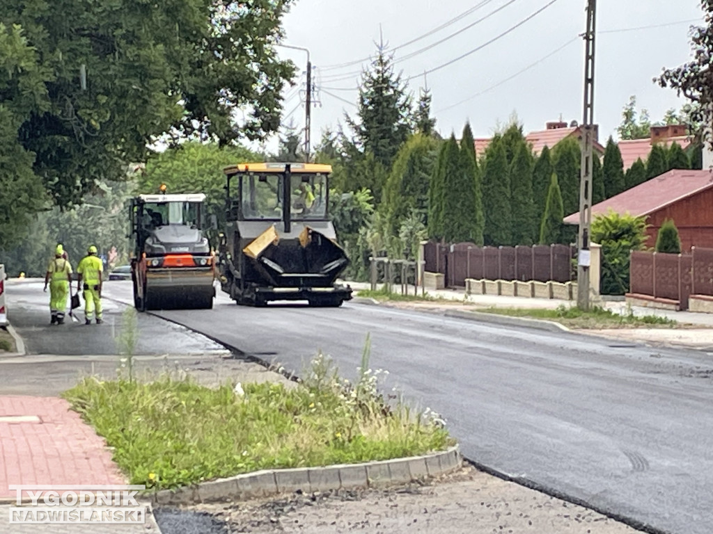 Rondo i ulica Wojska Polskiego w Sandomierzu