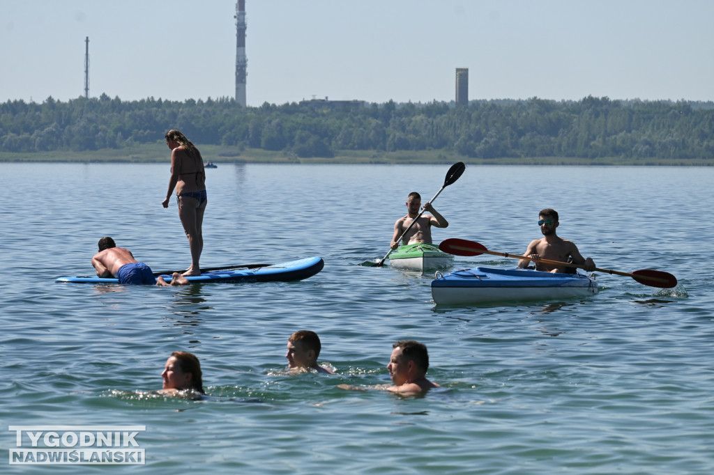 Świąteczny wtorek nad Jeziorem Tarnobrzeskim