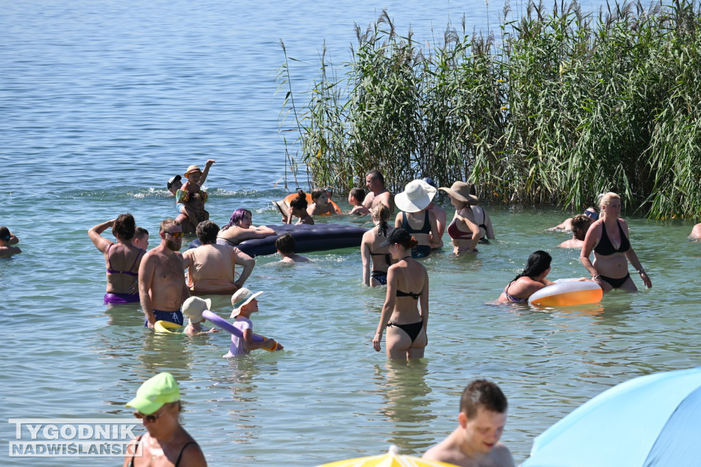 Świąteczny wtorek nad Jeziorem Tarnobrzeskim