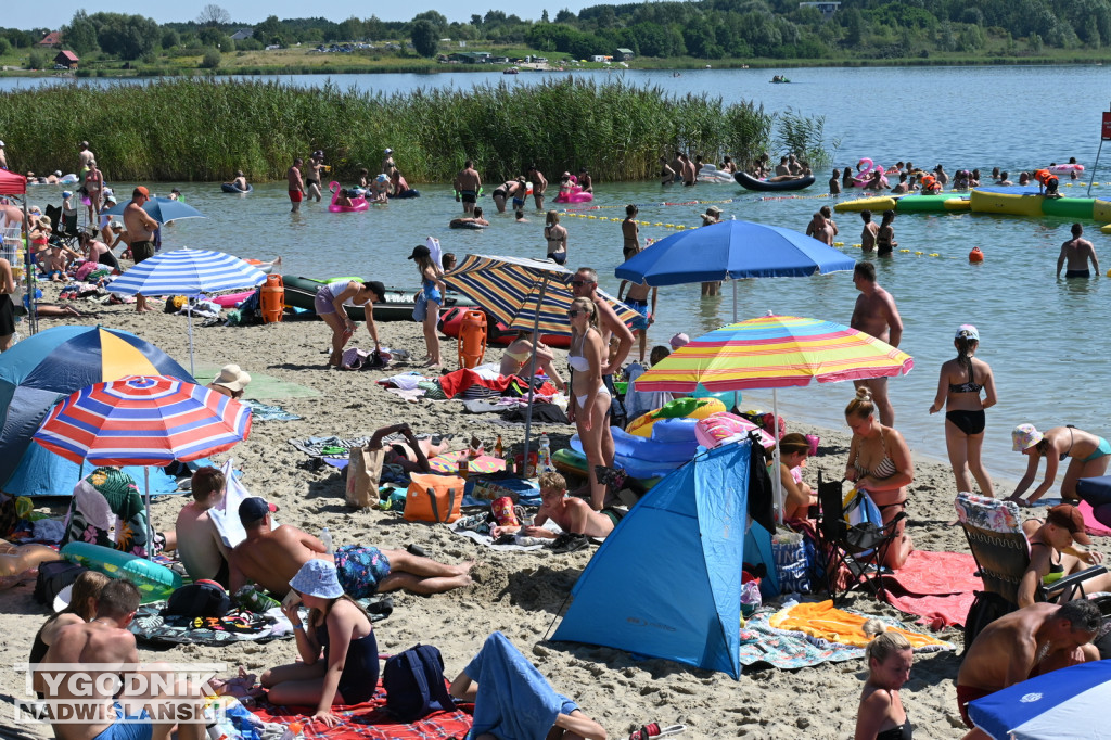 Świąteczny wtorek nad Jeziorem Tarnobrzeskim