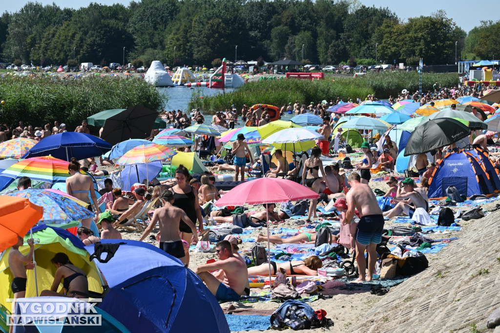 Świąteczny wtorek nad Jeziorem Tarnobrzeskim