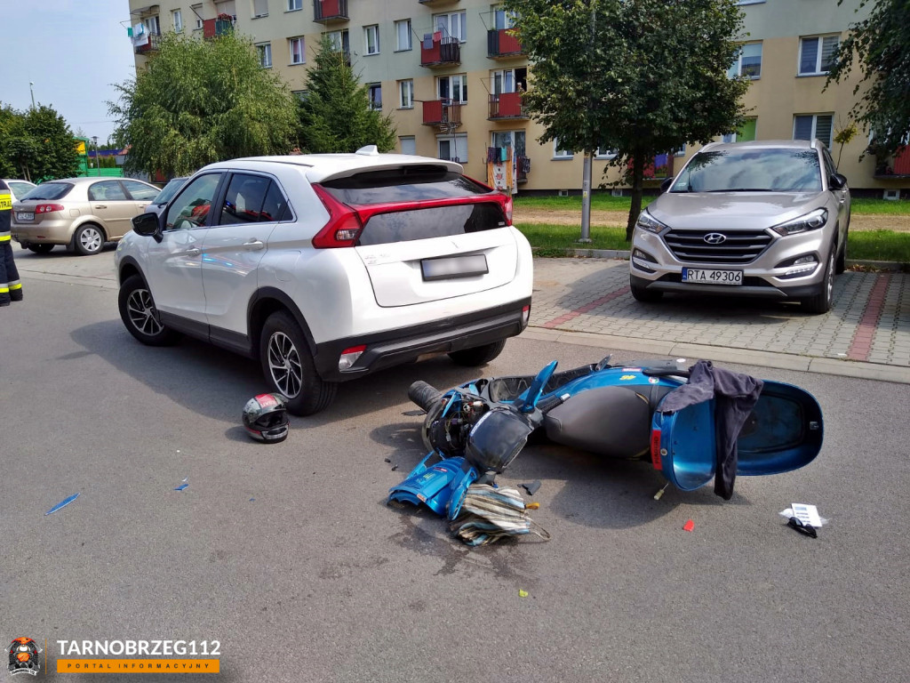 Zderzenie motorowerzysty z autem w Skopaniu