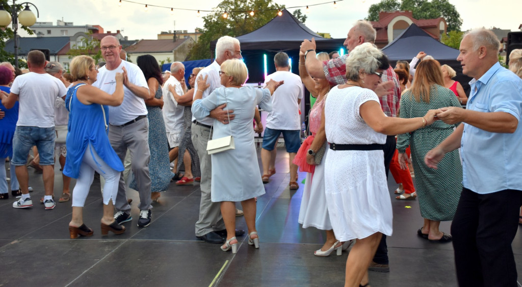 Sierpniowa potańcówka w Tarnobrzegu