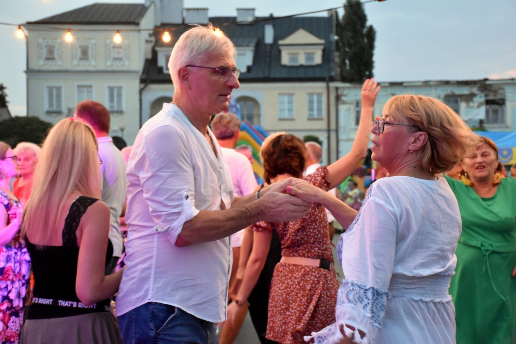 Sierpniowa potańcówka w Tarnobrzegu