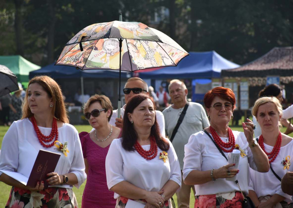 Dożynki powiatu sandomierskiego w Dwikozach