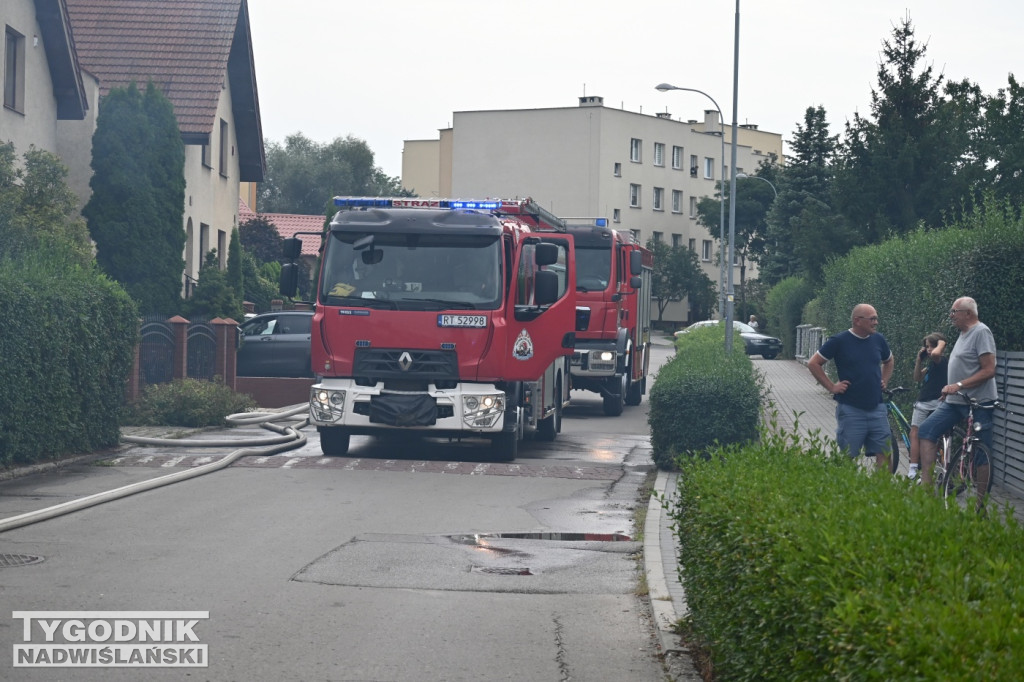 Pożar na osiedlu Piastów w Tarnobrzegu