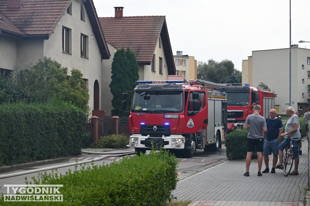 Pożar na osiedlu Piastów w Tarnobrzegu