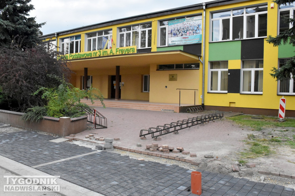 Droga do szkoły - ul. Kochanowskiego w Tarnobrzegu