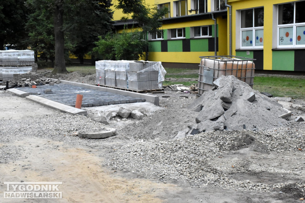 Droga do szkoły - ul. Kochanowskiego w Tarnobrzegu