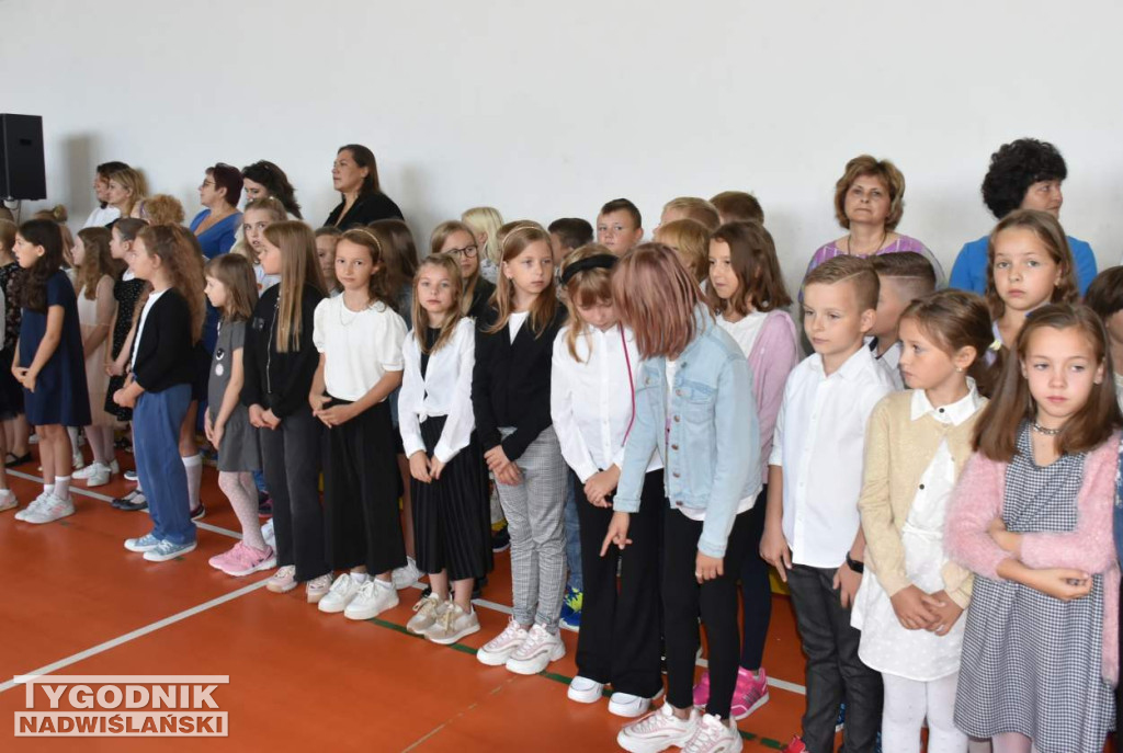 Rozpoczęcie roku w SP4 w Sandomierzu
