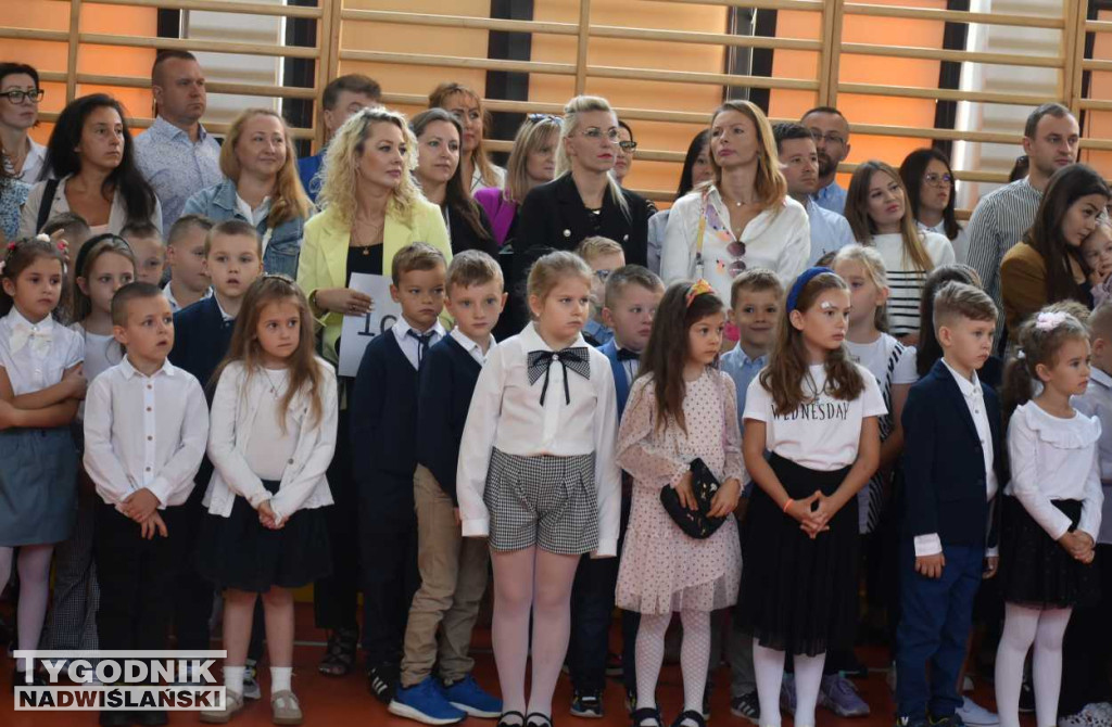Rozpoczęcie roku w SP4 w Sandomierzu