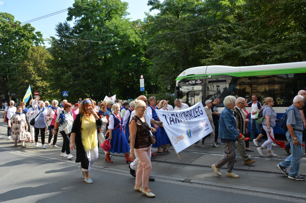 Tarnobrzeżanie na Senioraliach w Krakowie