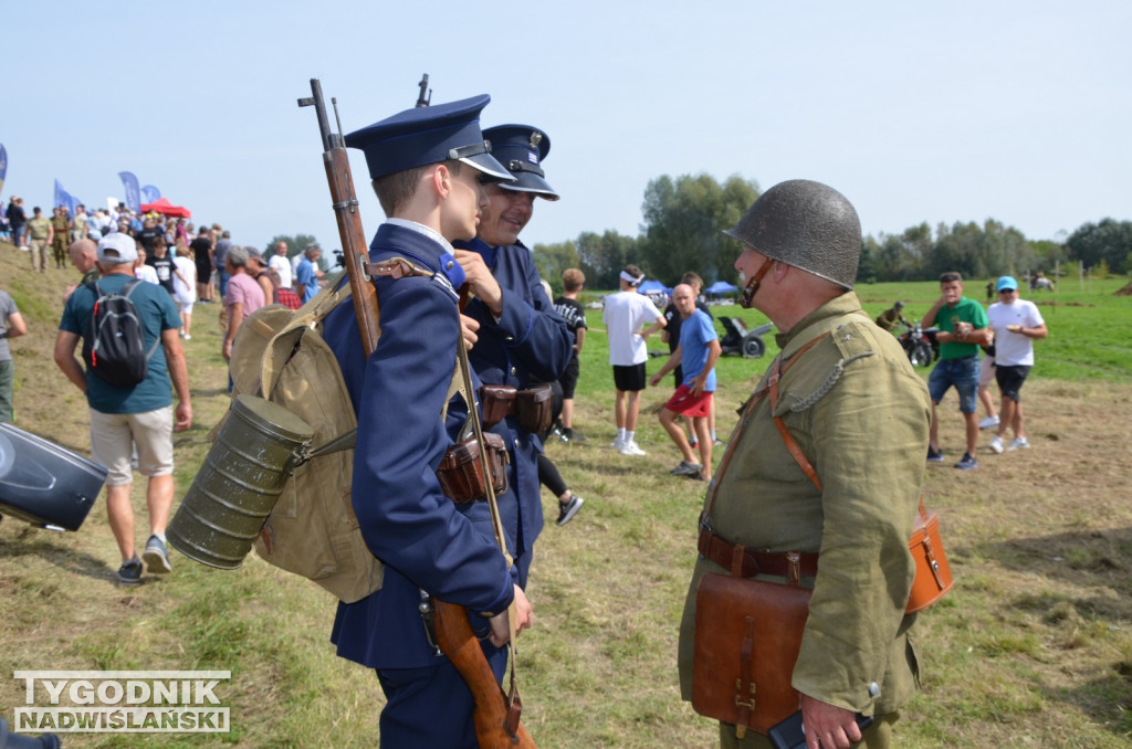 Odtworzyli bitwę pod Osiekiem z września 1939 r.