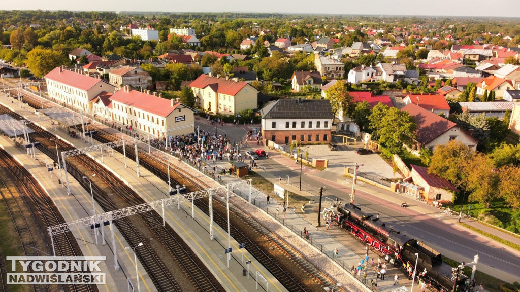 Dworzec PKP Rozwadów i Piknik Kolejarski