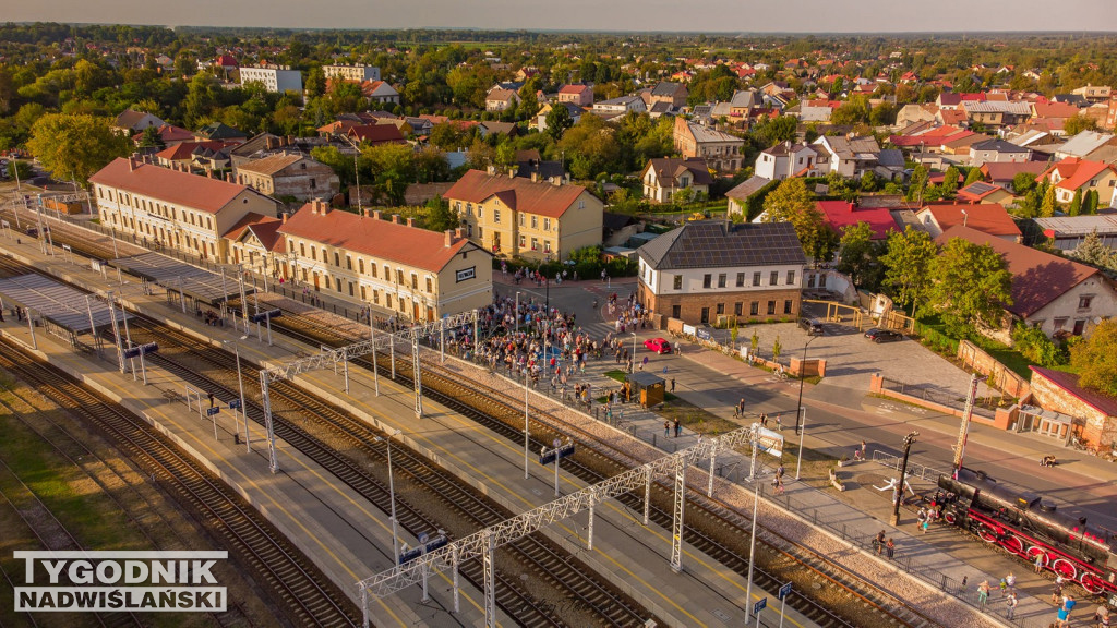 Dworzec PKP Rozwadów i Piknik Kolejarski