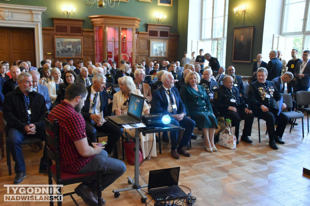 Konferencja historyczno-ekologiczna w Tarnobrzegu